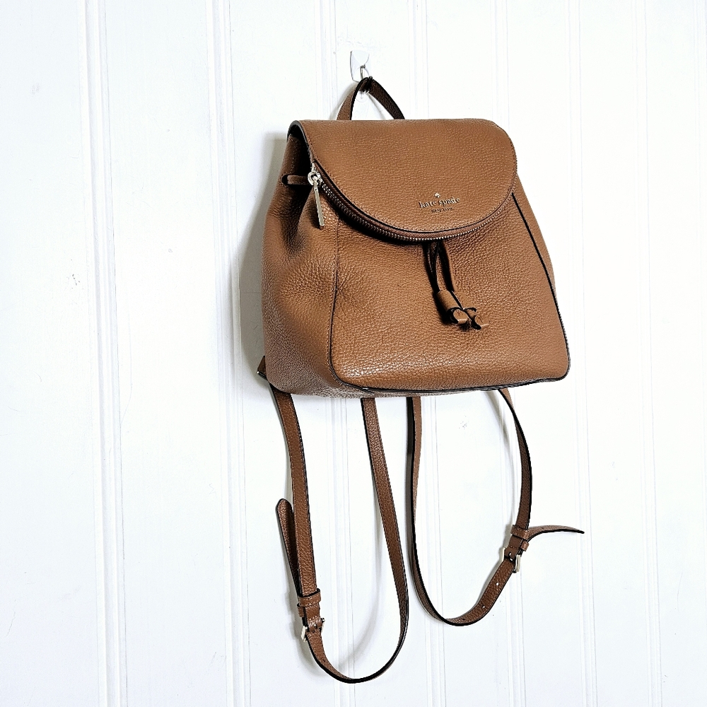 Kate Spade Backpack OS Leila Medium Flap Pebbled Leather Warm Gingerbread Brown